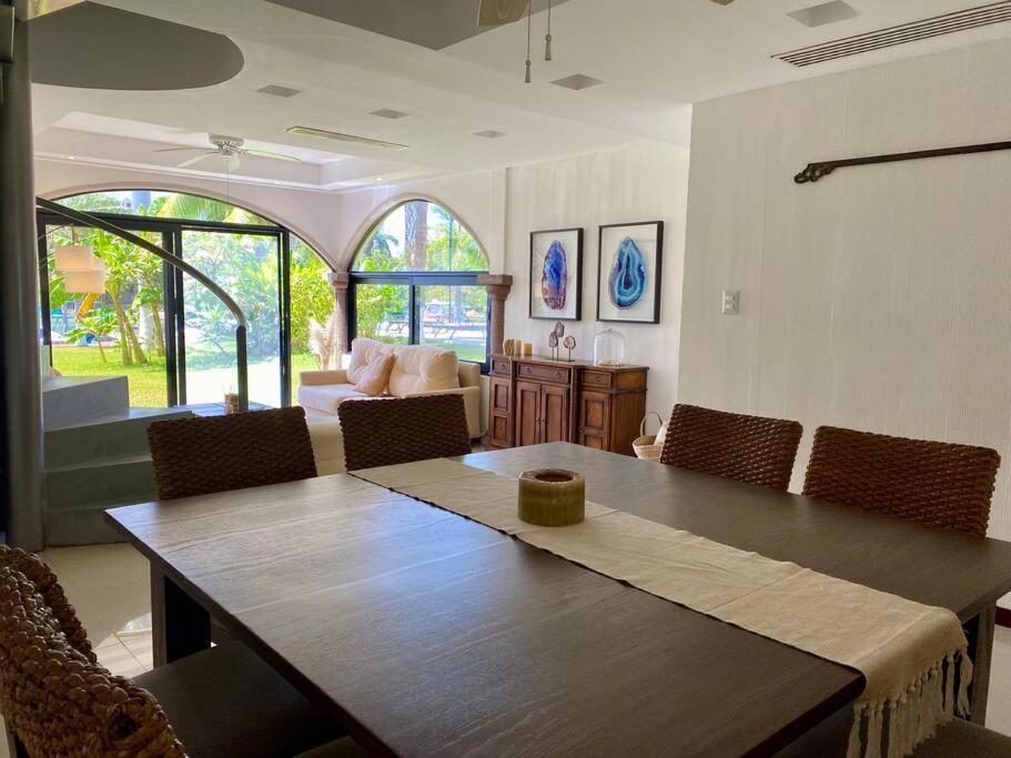 Charming Lagoon Front Villa By Casa Paraiso Cancún Kültér fotó